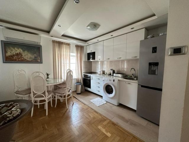 Cozy Old Town Apartment, 布德瓦 外观 照片
